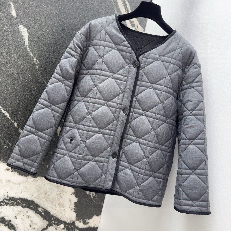 chr1st1an D10r outwear